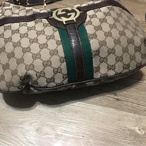 Gucci Bags - Picture 7 of 13